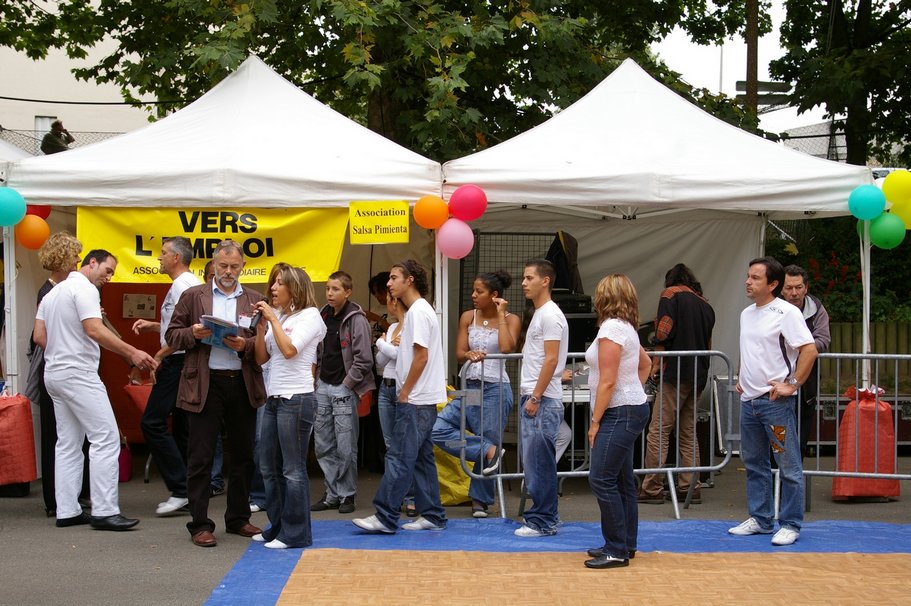 Evry 13 09 08 - Fete de quartier des champs-elysees Salsa Pimienta 124.jpg